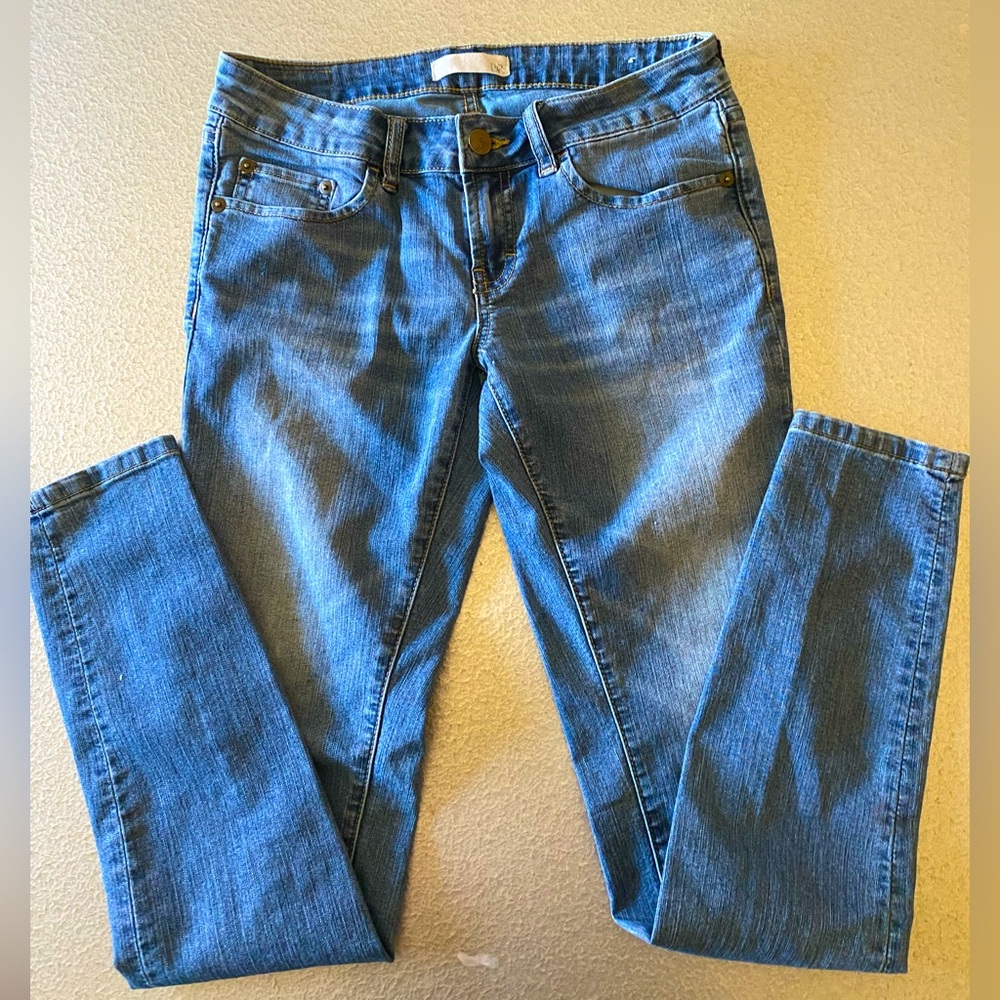 Perfect denim jeans worn 2x sz 5